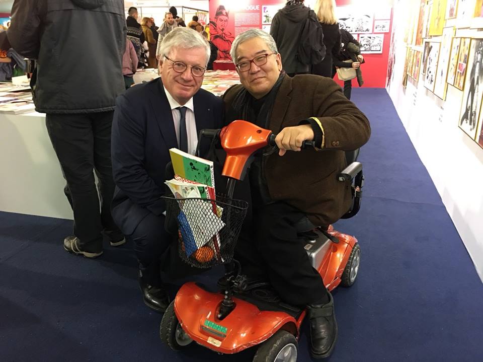 Jacques Glenat. Glenat是法國幾大漫畫出版社之一。他創辦Glenat今年滿五十周年。