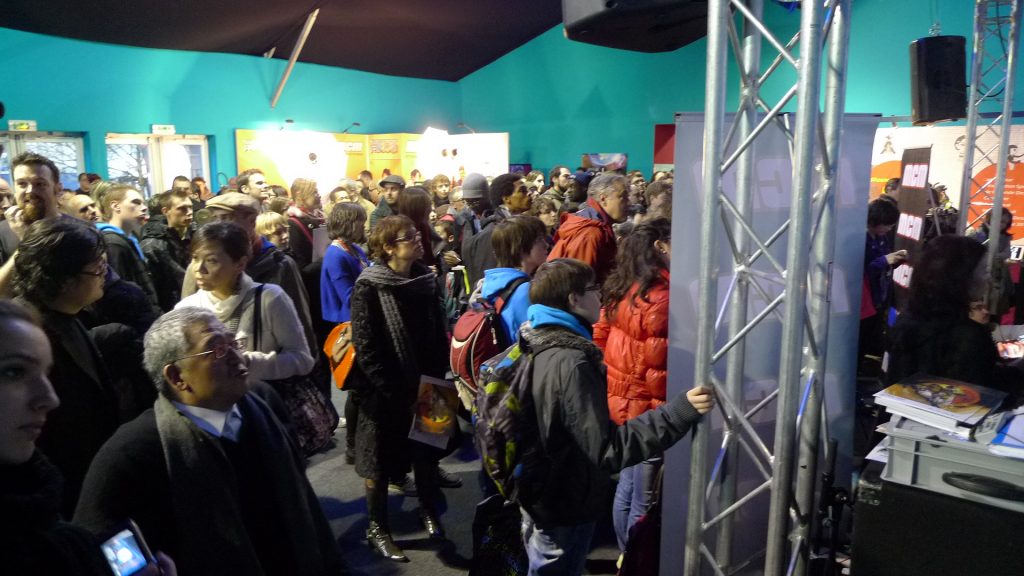 鄭問作畫之--我也在台下看