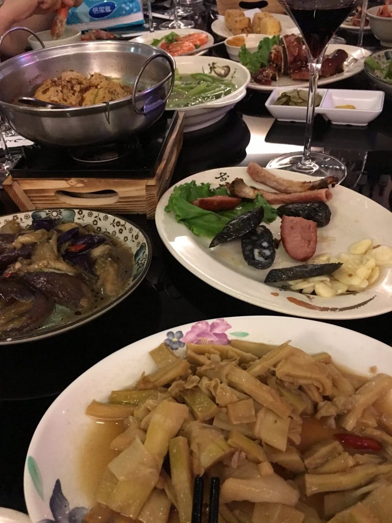 開始去吃。讓我次日整天不覺得餓的一餐。