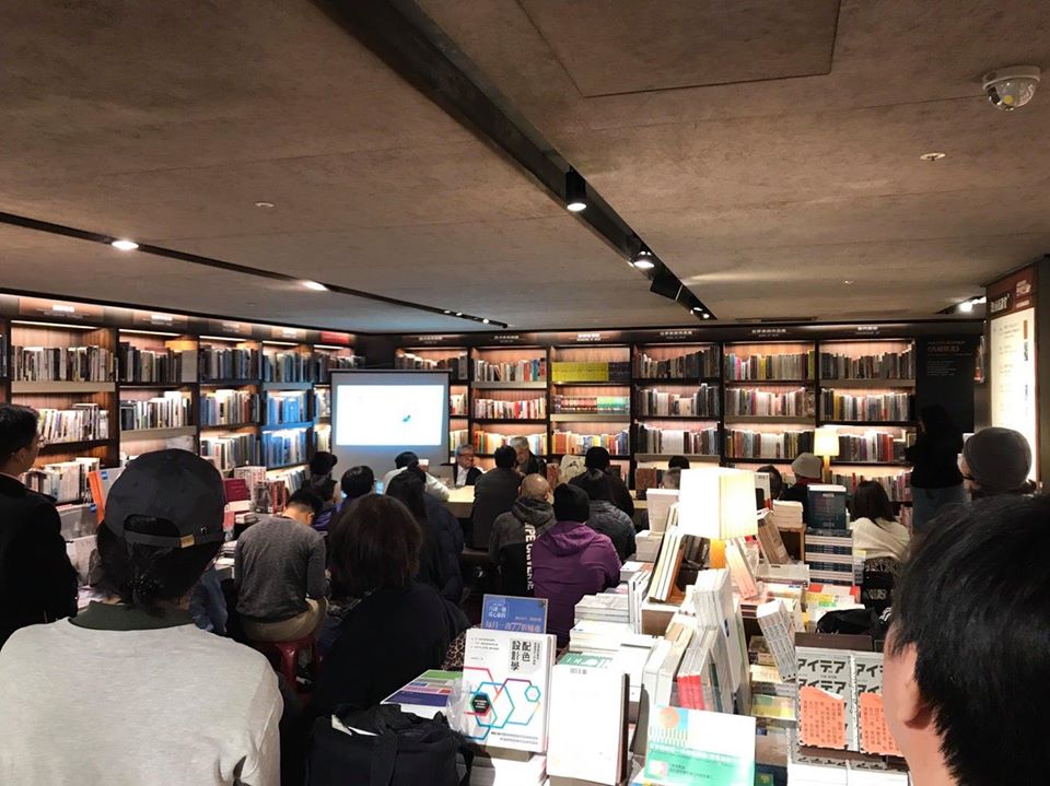 陰雨的晚上謝謝大家。